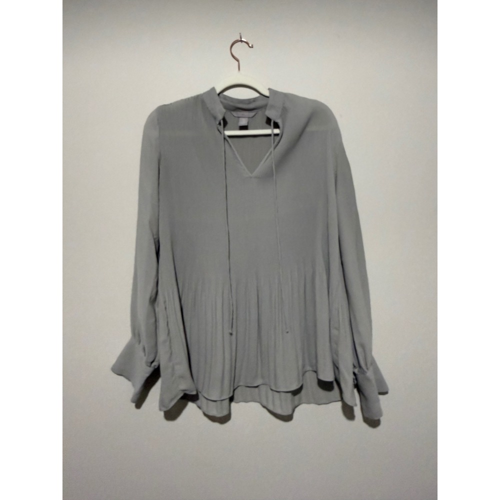 HM Women Grey Pleated Chiffon Blouse V-Neck Tie Front Long Sleeve Top XS